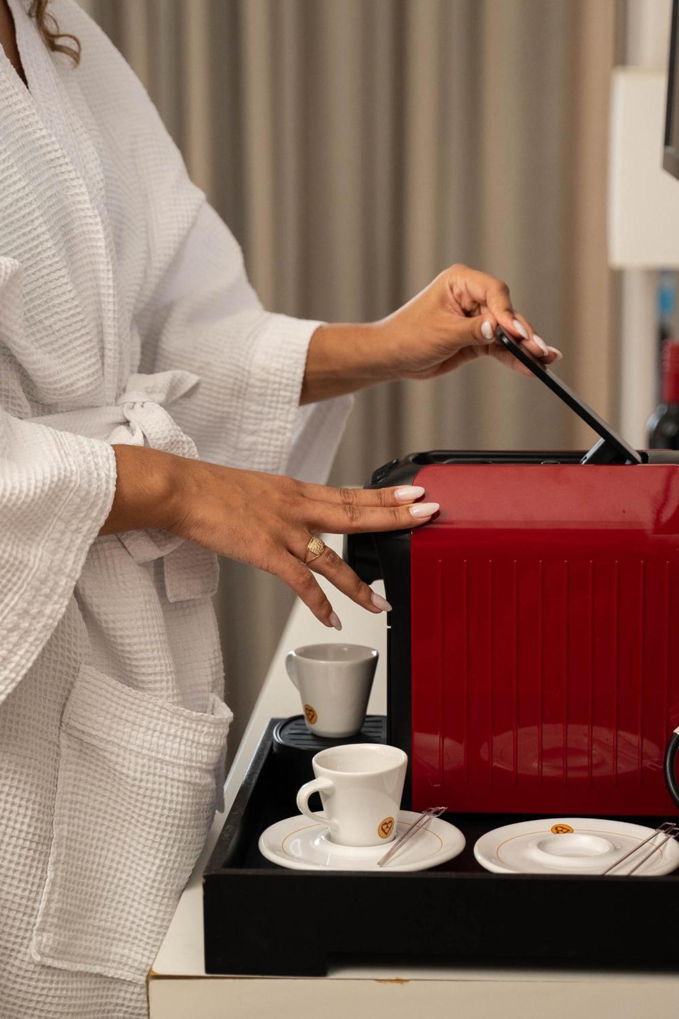 ホテル Radisson Rio De Janeiro Barra エクステリア 写真 A Nespresso machine