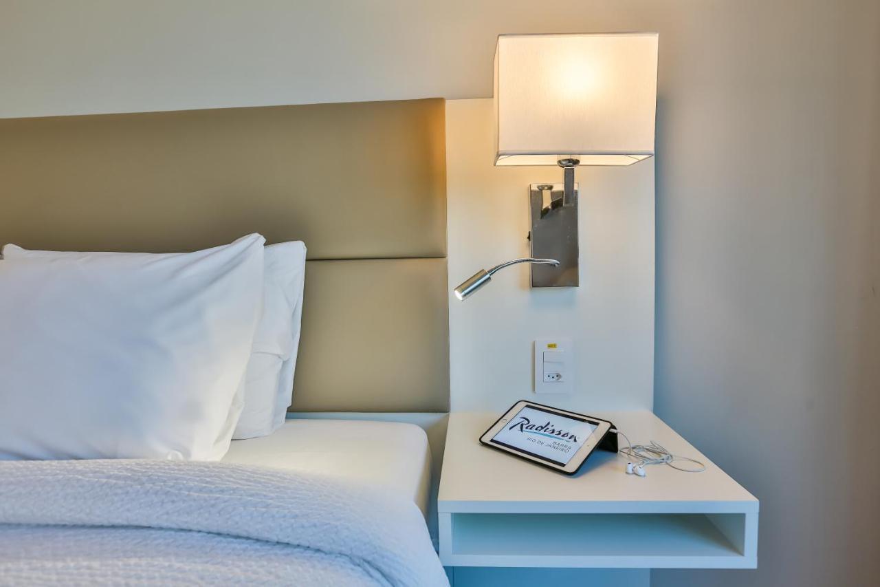 ホテル Radisson Rio De Janeiro Barra エクステリア 写真 A room at the Hilton Garden Inn in San Francisco